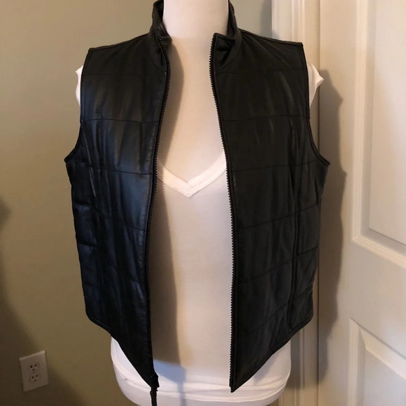 •GAP• Vintage Quilted Leather Vest - Picture 2 of 8